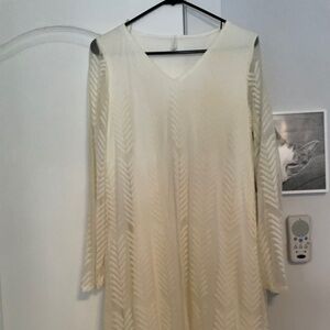 White maternity shirt dress. Arrow sleeves. Size Large. Pink blush